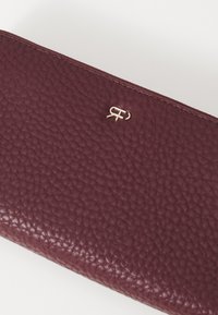 PARFOIS WALLET MELBY - Portafoglio - burgundy