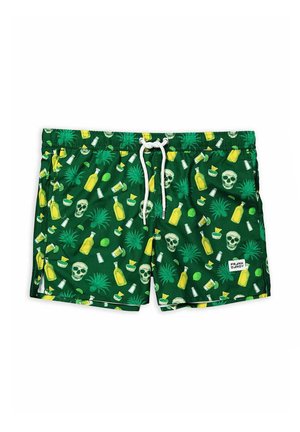 Shorts de bain verts avec un motif de bouteilles jaunes, de crânes, de citrons verts et de plantes tropicales, dotés d'un cordon blanc et de poches latérales.