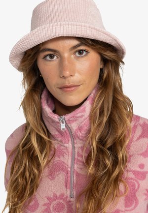 Hat - pink