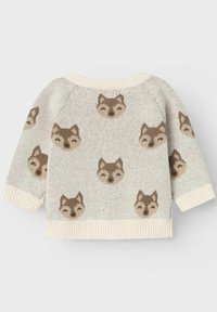 Maglione lavorato a maglia con base color crema e azzurro chiaro, decorato con volti di volpe marroni ripetuti. Fascette e orlo a coste, scollatura rotonda.