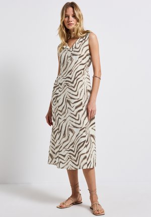 Street One GEMUSTERTES MIDI - Day dress - beige