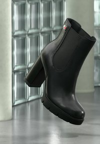 Δεν επιλέχθηκε, black