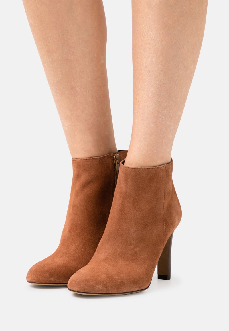 San Marina Botines de tacón - beige