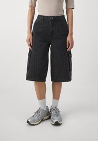 adidas Originals CAPRI - Džinsiniai šortai - black