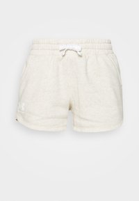 Shorts deportivos de color beige claro con cintura elástica, cordón blanco, bolsillos laterales y un pequeño logo en el lado inferior izquierdo.