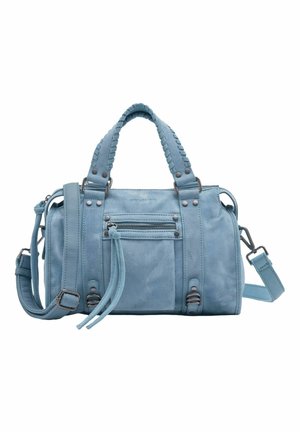 Sac à main en daim bleu clair avec poignées tressées, poche avant à fermeture éclair avec pompon et bandoulière réglable avec boucles en métal.