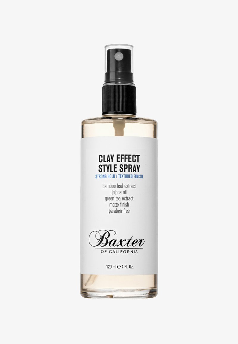 Botella de spray de plástico transparente con tapa de bomba negra, que contiene 120 ml de spray con efecto arcilla. Presenta una etiqueta blanca con texto negro.