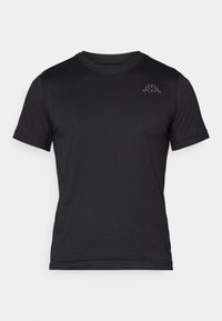 Zwarte T-shirt met korte mouwen, gemaakt van lichtgewicht stof, met een ronde halslijn en een klein wit Kappa-logo aan de bovenlinkerkant.