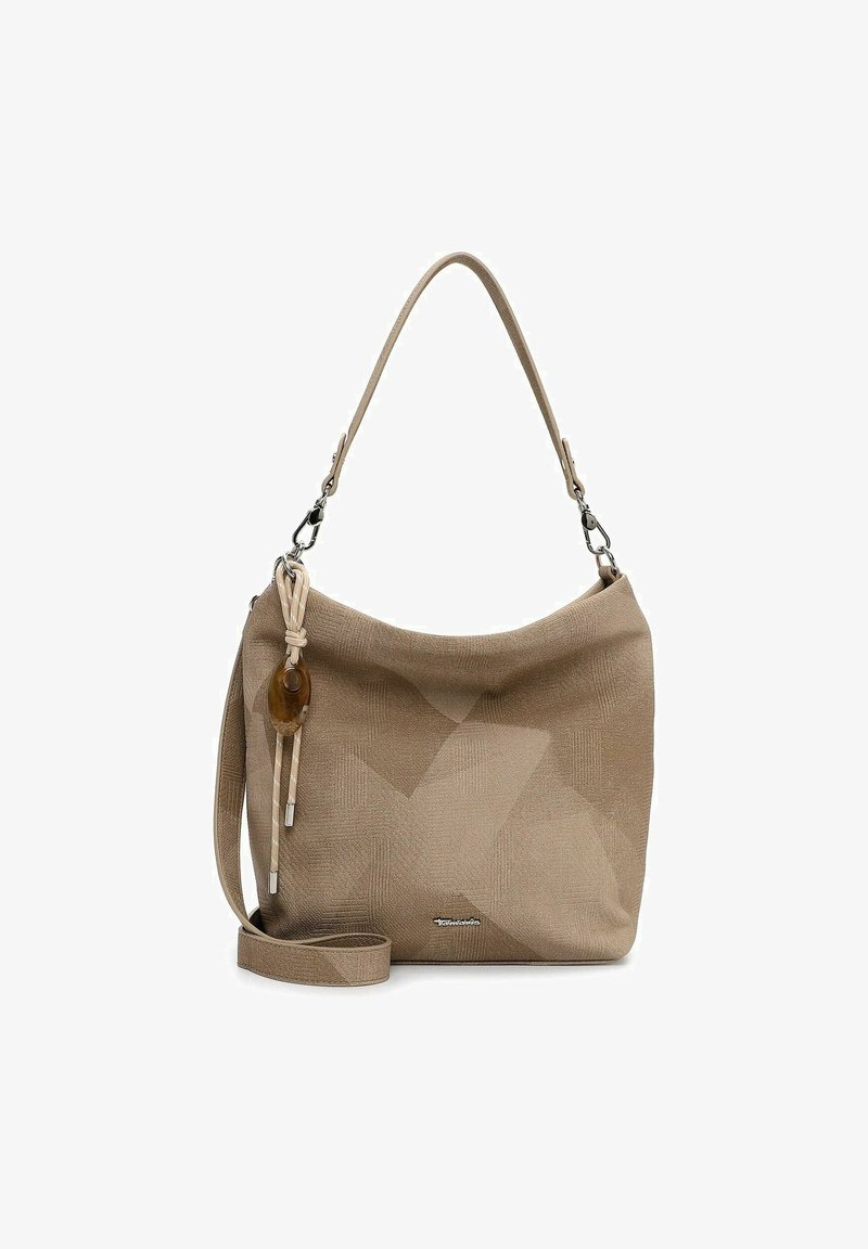 Beežist tekstuuriga kangast õlakott eemaldatava rihmaga, dekoratiivse merevaigu ripatsiga ja esiküljel hõbedatoonilise brändi sildiga.