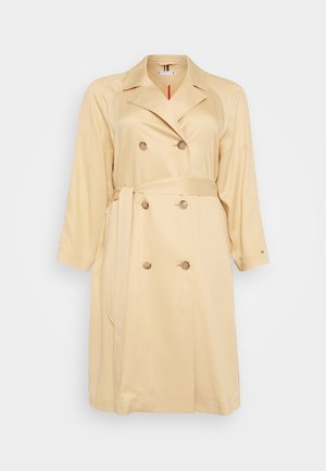 Tommy Hilfiger Curve FLUID TRENCH - Trenchcoat - harvest wheat