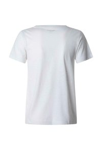 Camiseta blanca de manga corta con escote redondo, hecha de una tela suave y ligera, con un diseño liso y sin logotipos ni detalles visibles.