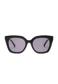 Melnu kaķa acs saulesbrilles ar tumši purpura lēcām, biezām plastmasas rāmēm un nedaudz paceltiem stūriem, radot asu dizainu.
