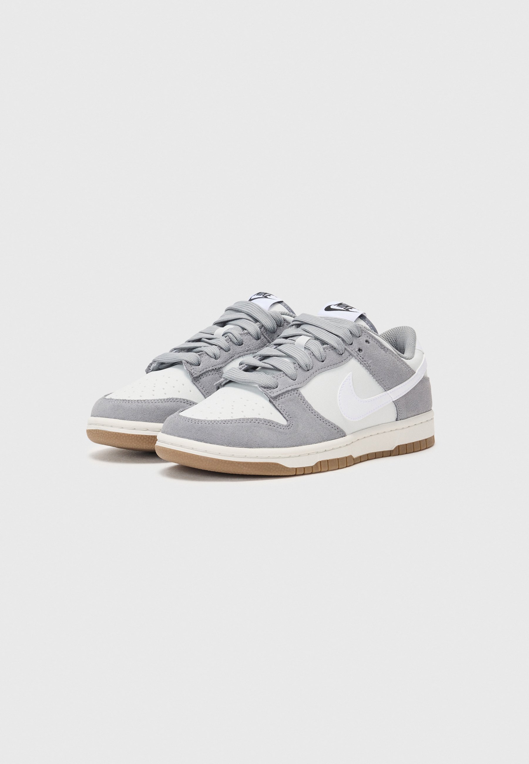 Nike Sportswear DUNK LOW RETRO - Trainers - cool grey/white