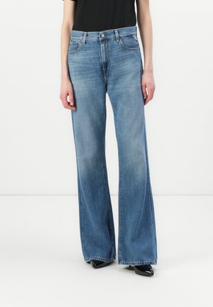 Replay BECKA PANTS - Relaxed fit jeans - medium blue