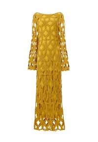 Robe maxi au crochet jaune à manches longues, arborant des motifs en forme de diamant et floraux, un design de tissage ouvert et une silhouette droite.