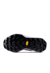 Suola in gomma nera con sugheri profondi per aderenza, con un prominente logo Vibram giallo. Forma arrotondata con una superficie testurizzata e resistente.