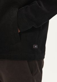 Matinique MASHAY P HERITAGE CORDUROY OVERSHIRT - Viegla jaka - black