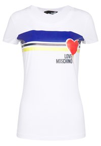 Bílý tričko s krátkým rukávem s modrým pruhem, barevnými vodorovnými pásy, grafikou červeného srdce a textem "LOVE MOSCHINO". Měkký bavlněný materiál.