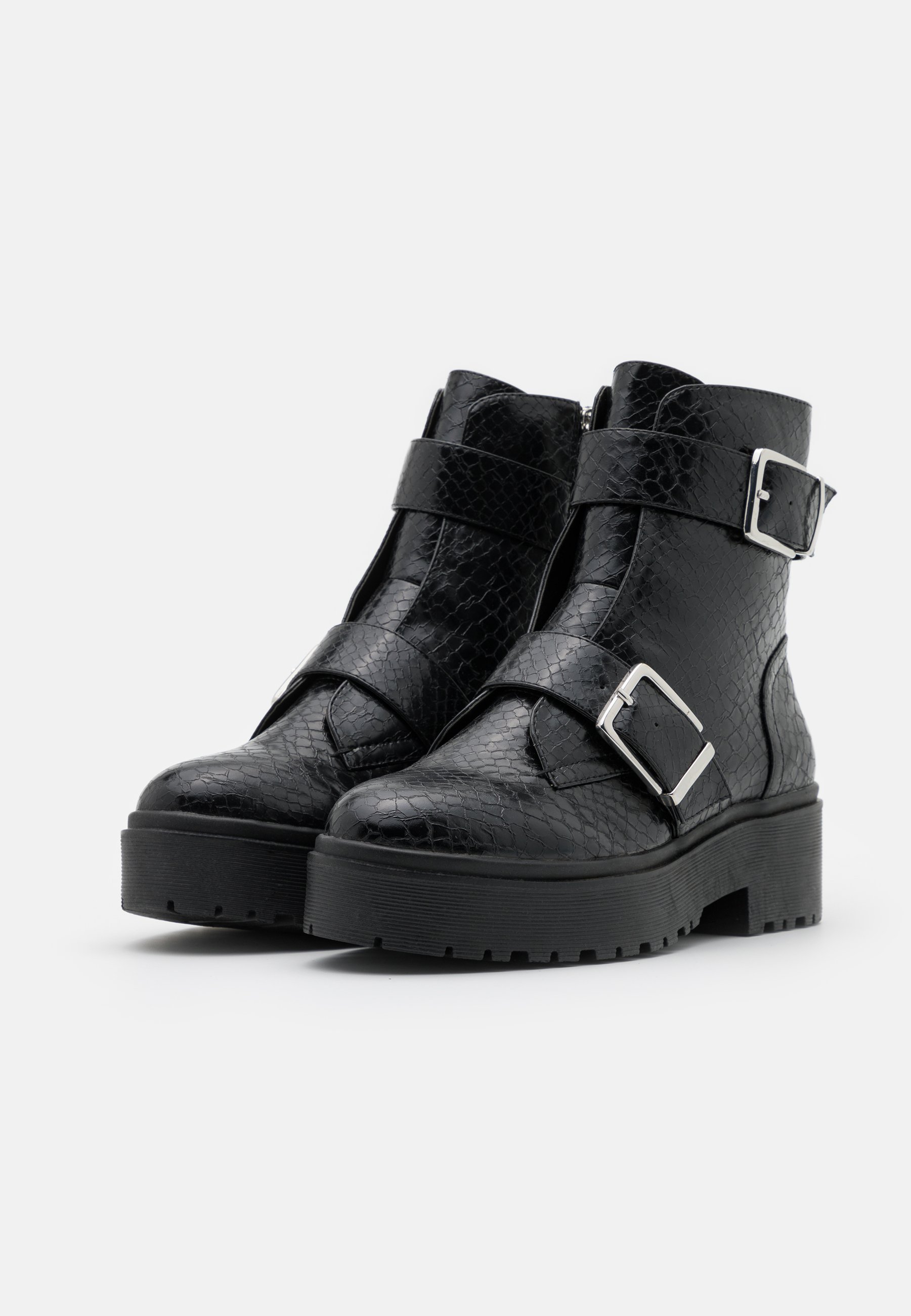 nelly buckle boot