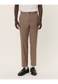Les Deux COMO PANTS - Pantaloni - desert taupe melange