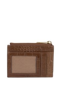 Portefeuille en cuir avec embossage crocodile marron, doté d'une fenêtre d'identité transparente, d'un compartiment à pièces zippé et de plusieurs emplacements pour cartes.
