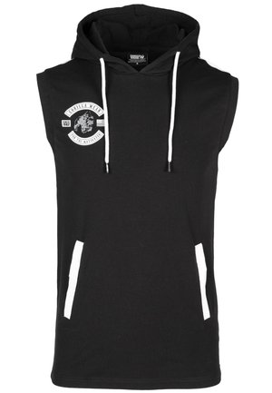 Schwarze ärmellose Kapuzenjacke aus Baumwolle, mit einer Fronttasche mit weißen Akzenten, Kordelzugkapuze und einem Logo auf der Brust.