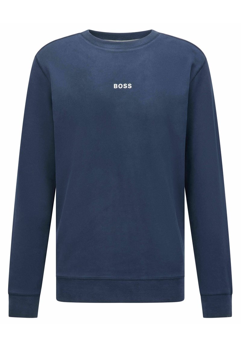 Sudadera azul marino de tela suave, con cuello redondo, mangas largas y el logo blanco "BOSS" centrado en el pecho.