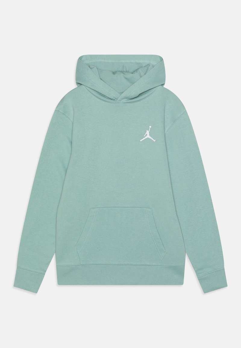 Sweat à capuche vert clair avec poche kangourou à l'avant et logo Jumpman blanc sur la poitrine gauche, présenté à plat sur un fond blanc.