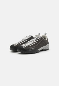 Scarpa MOJITO UNISEX - Fjellsko - shark