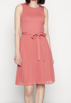 Anna Field by Zalando Robe de soirée - pink