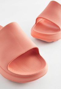 Next CHUNKY - Muiltjes - coral pink