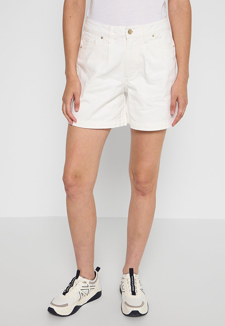 Armani Exchange Shorts wit Armani Exchange Shorts wit