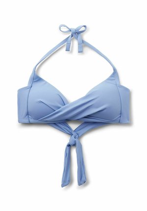 Hellblaues Neckholder-Bikinioberteil mit gedrehtem Vorderteil und gebundenen Trägern am Hals und Rücken vor weißem Hintergrund.