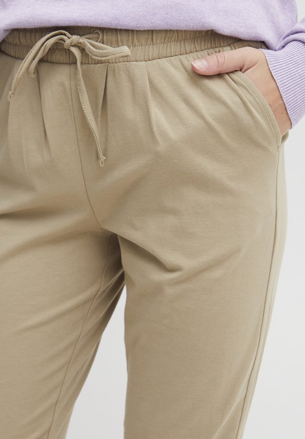 OXODDA REGULAR FIT - Tracksuit bottoms - dune4