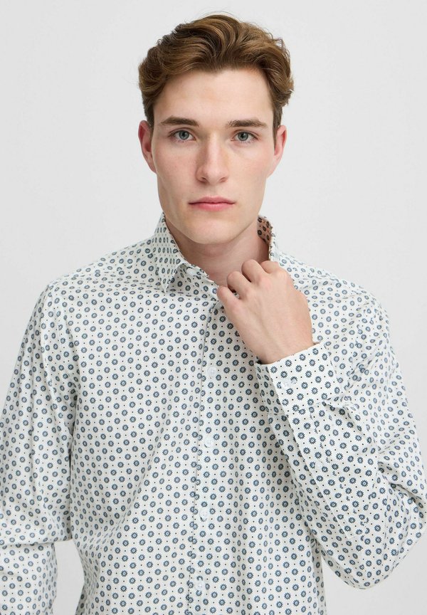 CFANTON LS FLORAL AOP - Shirt - ecru4