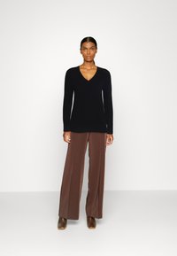 Marks & Spencer - Sweter