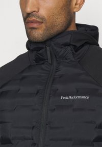 Peak Performance ARGON HYBRID HOOD - Jakna za prosti čas - black