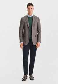 Pako Lorente - Marynarka