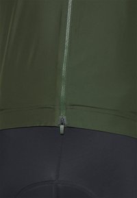 Rapha MENS CORE GILET - Weste - kombu green/white alyssum