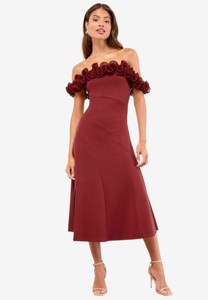 REGULAR FIT - RUFFLE BARDOT FIT AND FLARE - Rochie cocktail/Rochie petrecere - burgundy red