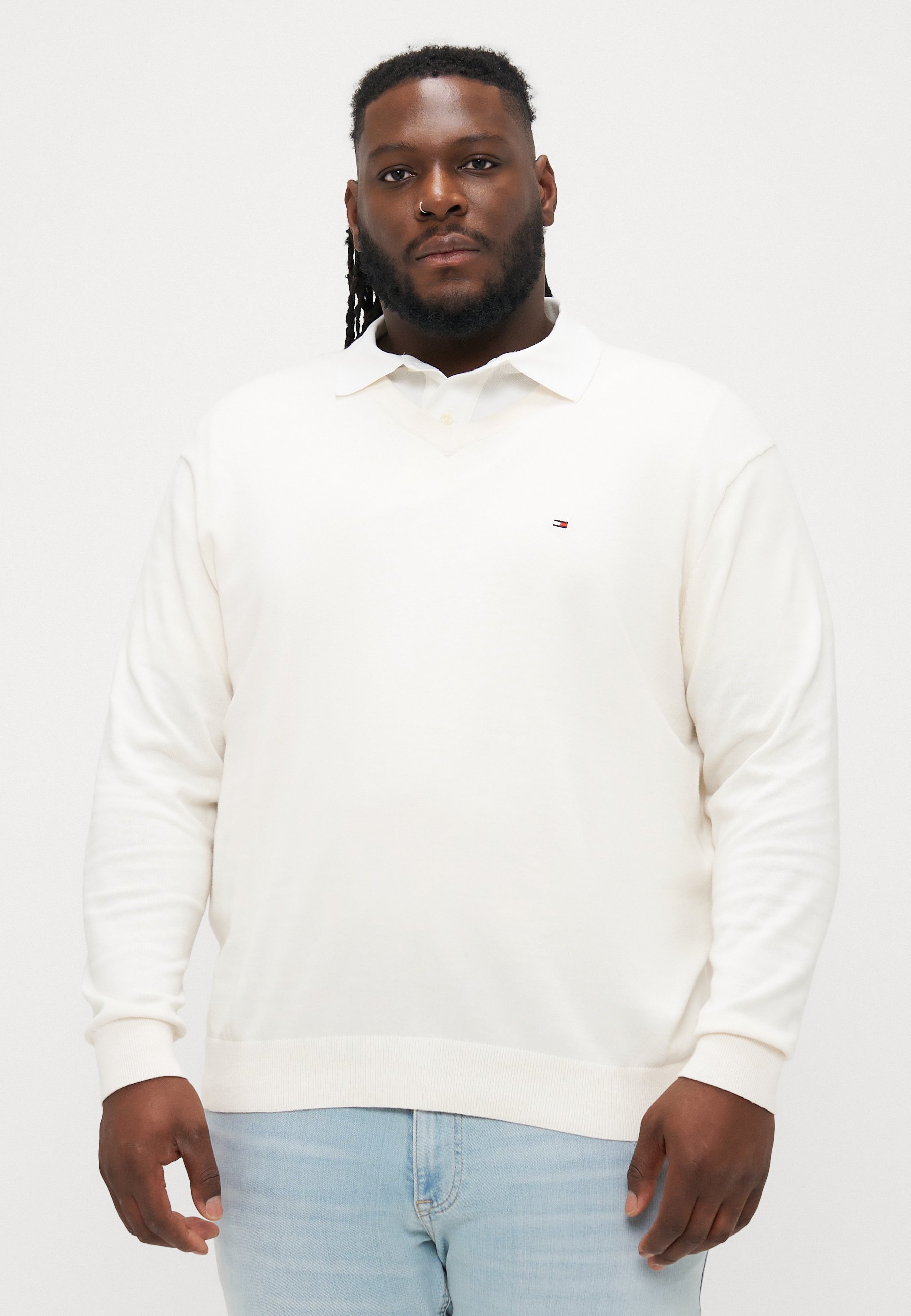 Tommy Hilfiger ESSENTIAL V NECK - Jumper - ivory petal/off-white 