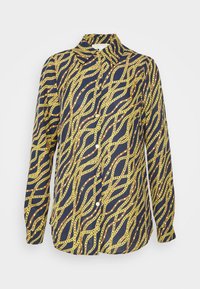 Chemise bleu marine à manches longues avec imprimé chaîne dorée, boutonnée sur le devant, col classique, présentée sur un fond neutre.