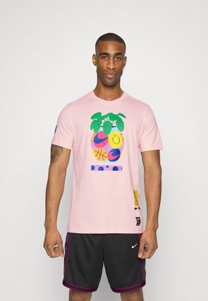 TEE - Sport T-shirt - atmosphere