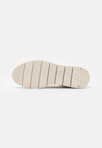 bugatti NICKI - Sneaker low - offwhite/beige