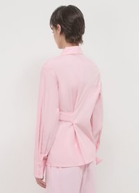 Calliope FIOCCO IN VITA - Camicia - rosa medio