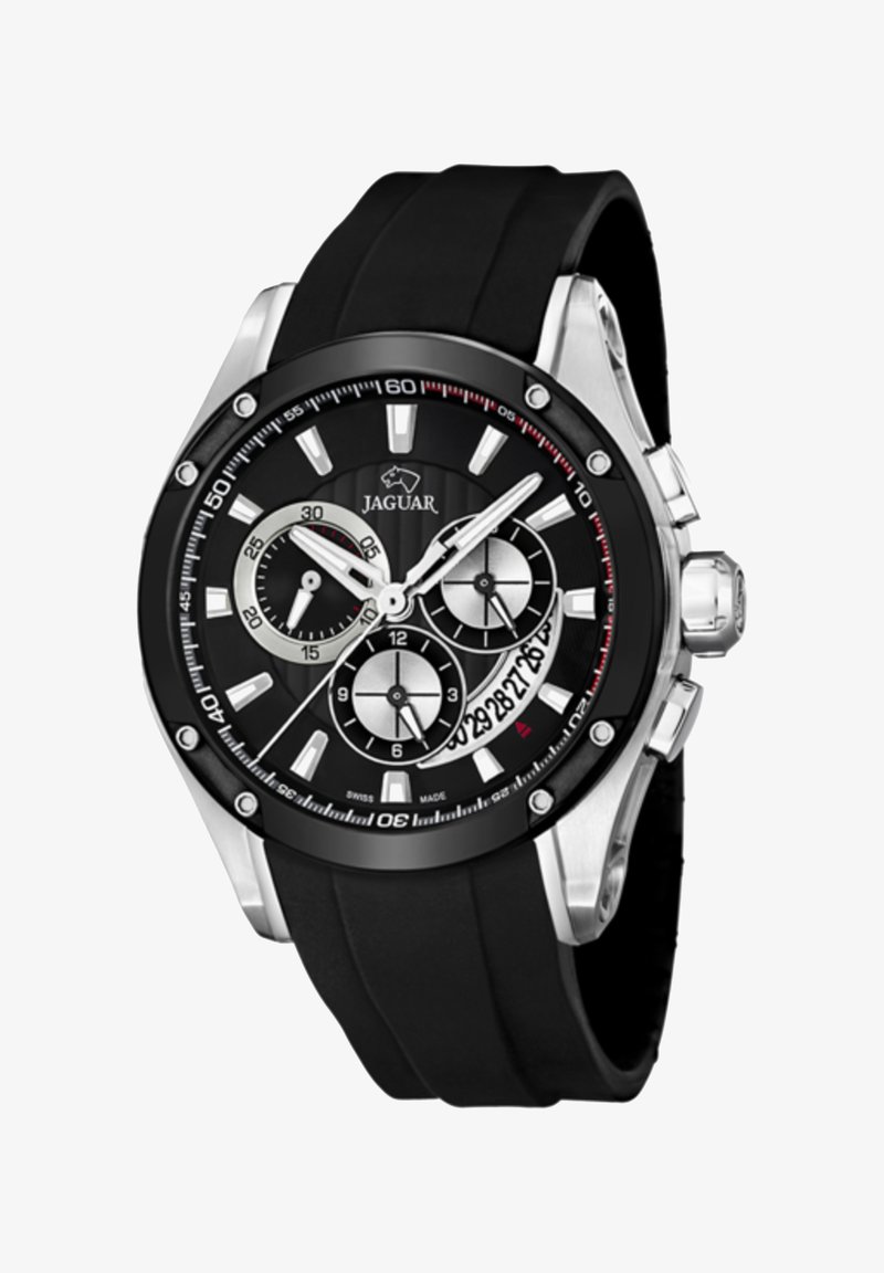 Orologio con cinturino in gomma nera e cassa in acciaio inox. Il quadrante nero presenta accenti argento e rosso, sub-quadranti cronografi e indici delle ore bianchi.