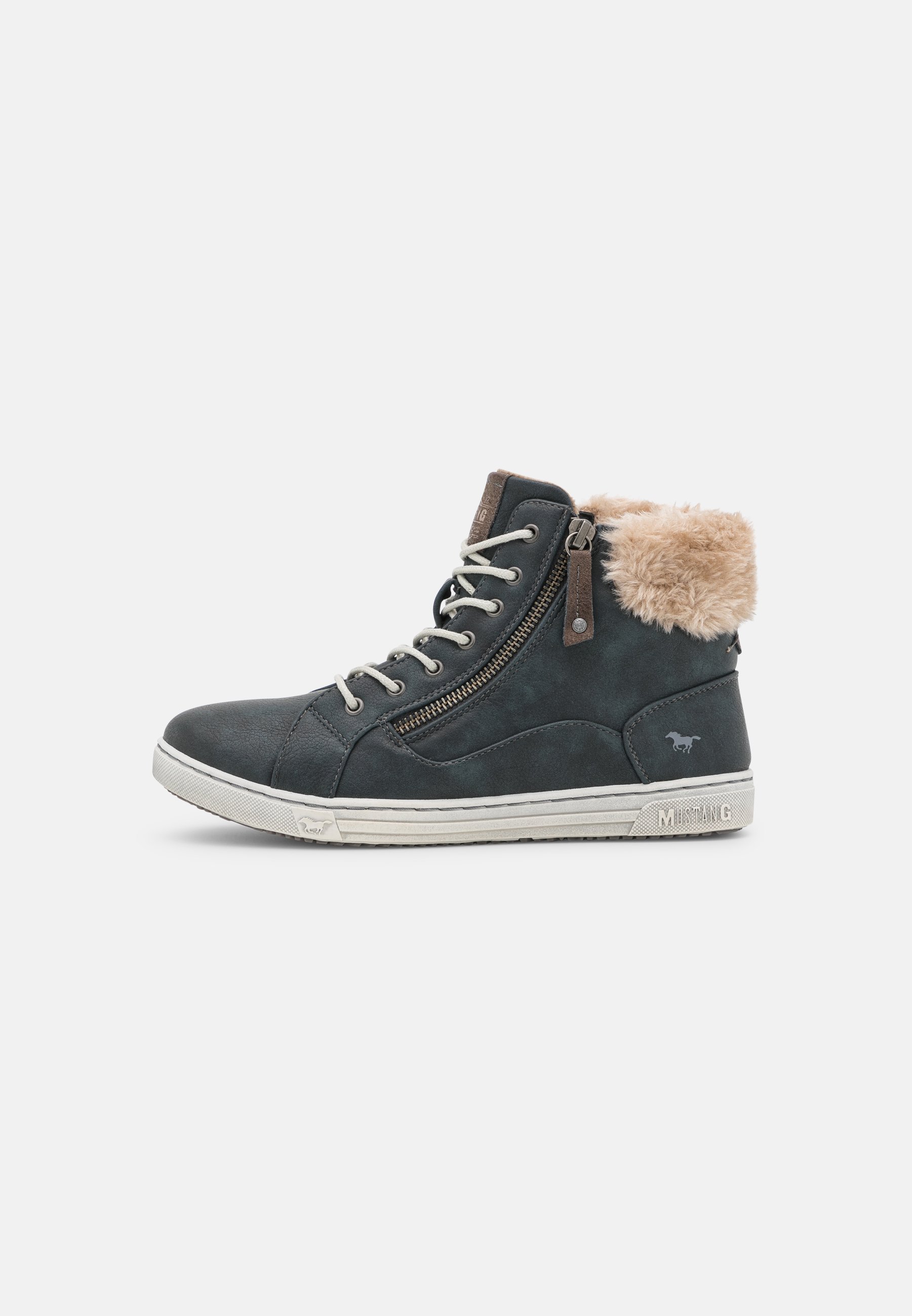 MUSTANG Stivali Donna 1402-501 In Similpelle, Con Lacci E Cerniera, Colore Beige, Look Rustico