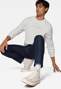 Mavi REGULAR PRINTED  - Sweatshirt - antique white