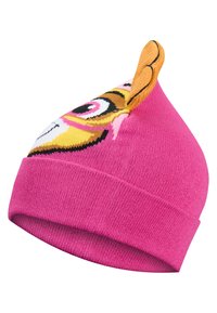 Gorro de punto rosa con la parte superior redondeada, que presenta un diseño de cara de animal, grandes ojos y pequeños acentos de orejas naranjas.