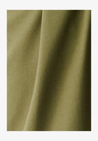 Neizbrano, olive green